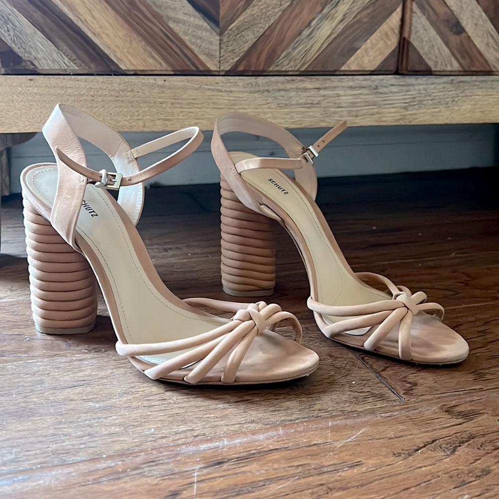 Schutz Sandal